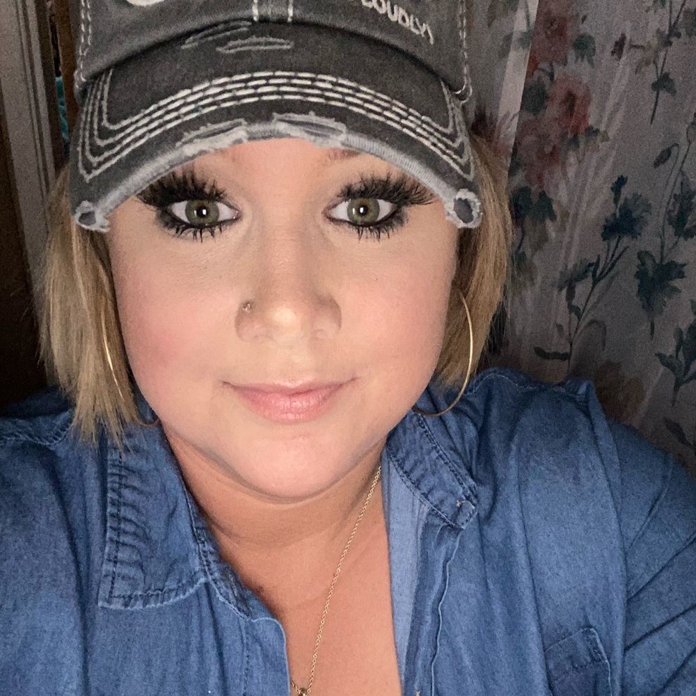 Meet your Posher, Vanessa